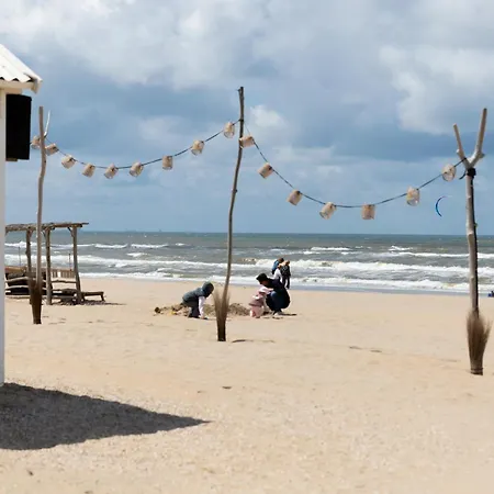 Apartment Salty Waves Noordwijk Dichtbij Strand Boulevard En Winkels Parkeren Is Inclusief *
